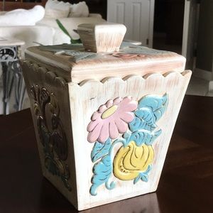 Vintage 1920s ceramic canister with lid